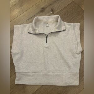 Danskin cropped half zip XS